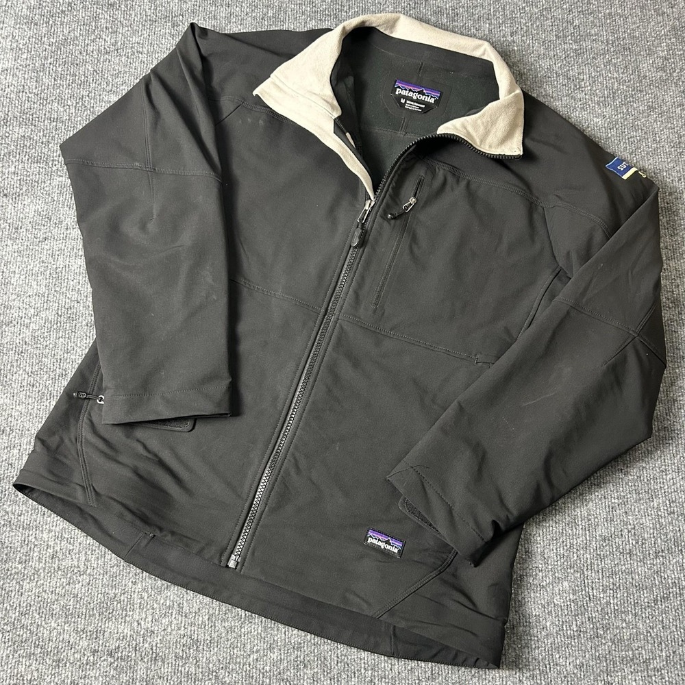Patagonia Jacket Mens Medium Black Softshell Full Zip Sutherland Salt Logo Lined